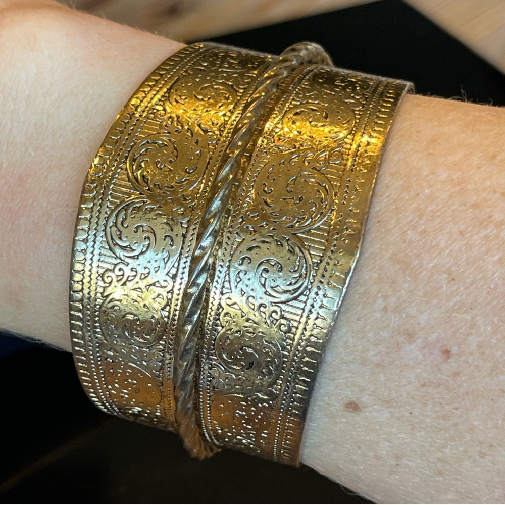 VTG Gold Tone Embossed Wide Cuff Bracelet Boho Gladiator